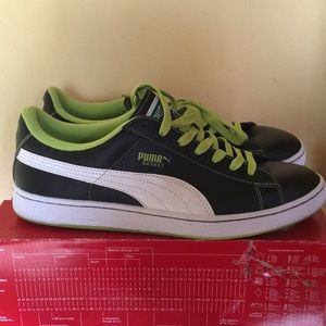 Men's new puma sneakers